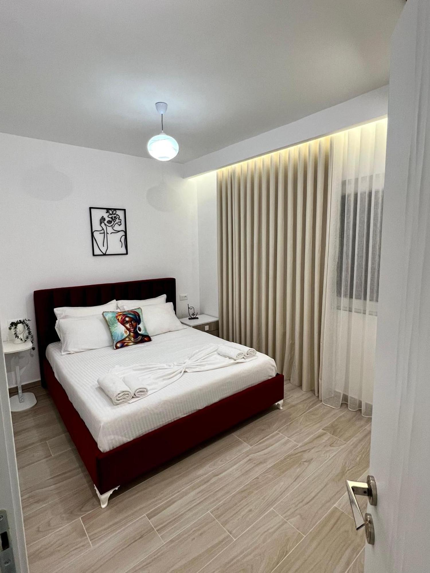 Al Mare Rooms Sarande Bagian luar foto