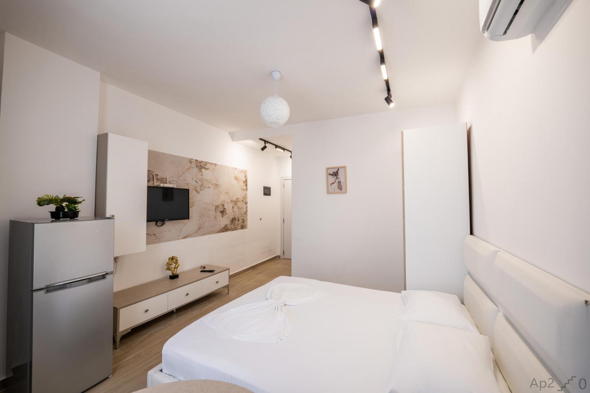 Al Mare Rooms Sarande Bagian luar foto