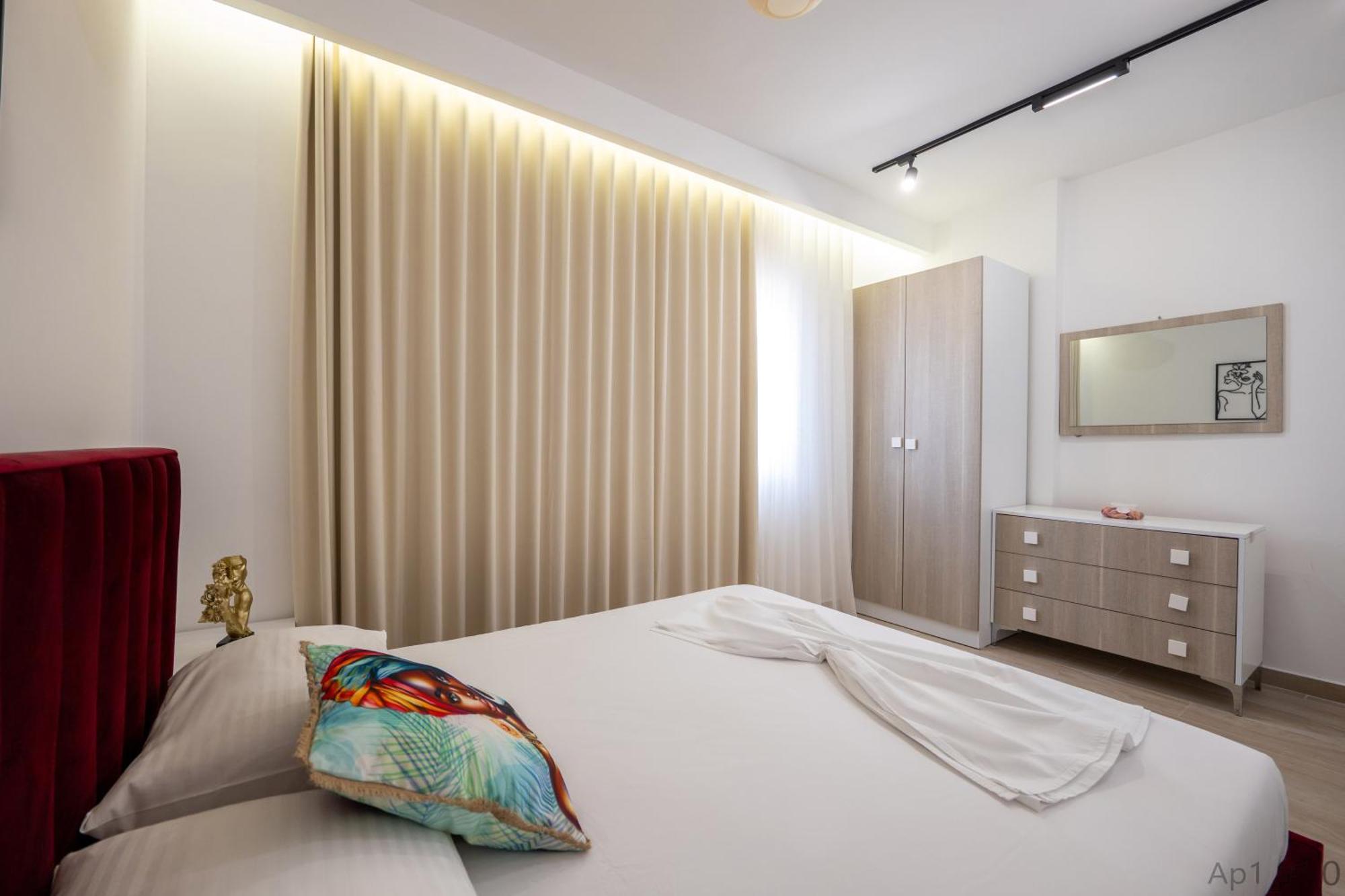 Al Mare Rooms Sarande Bagian luar foto