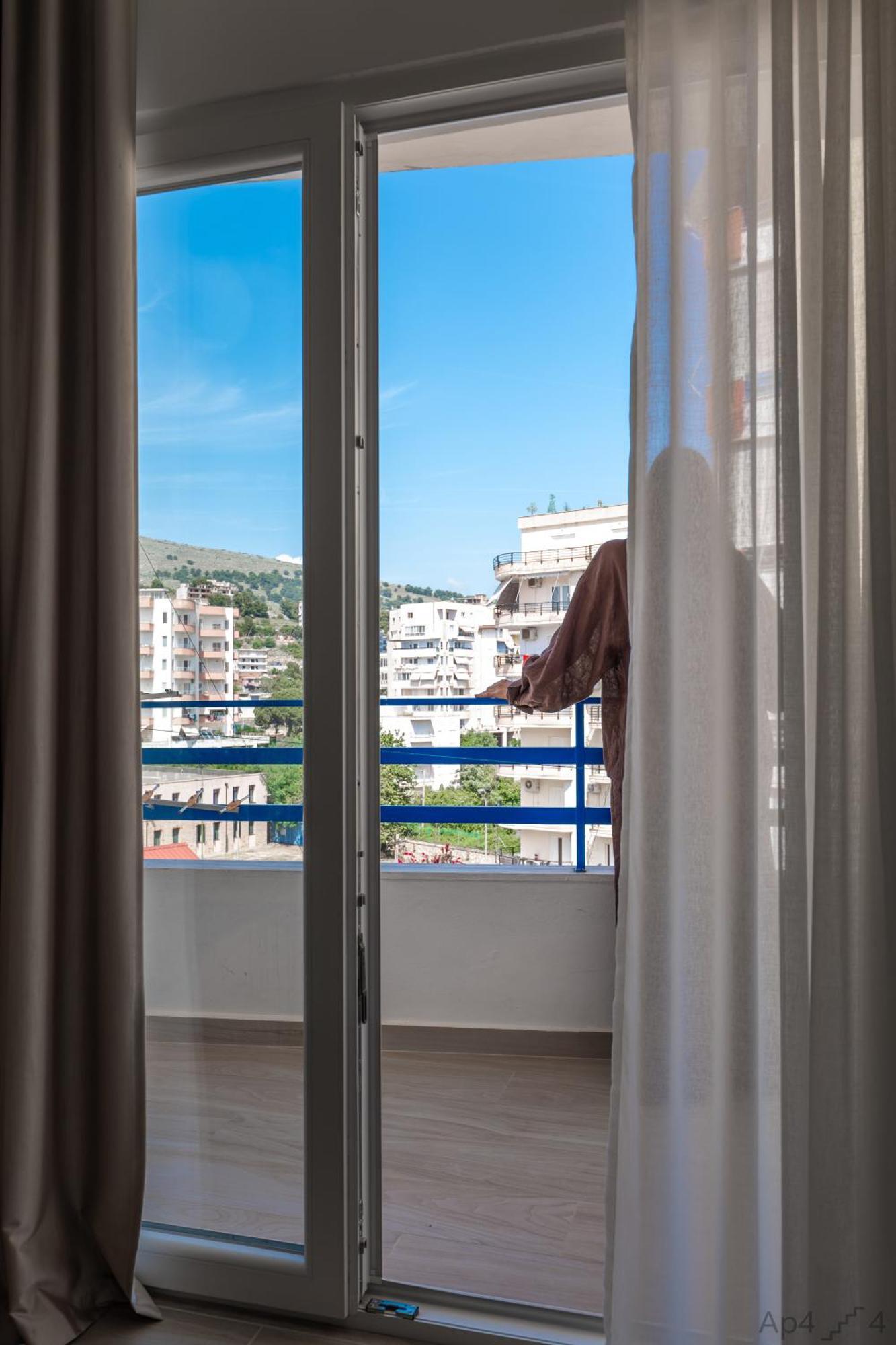 Al Mare Rooms Sarande Bagian luar foto